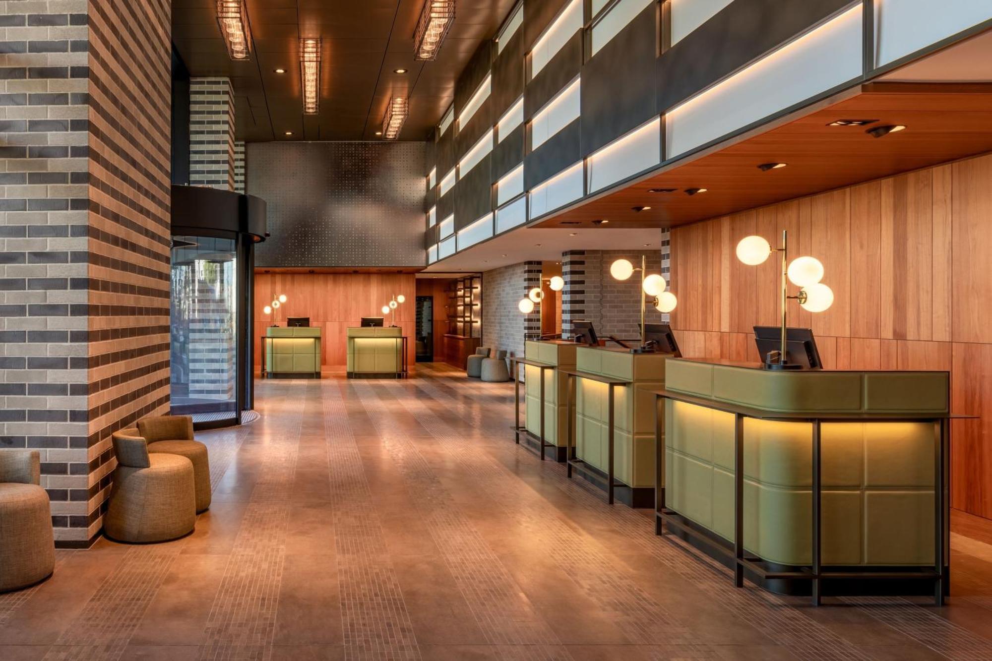 Marriott West